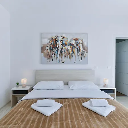 Brand New Ultima With Pool Privlaka (Zadar)